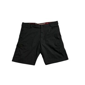Wrangler Black Cargo Shorts with Structured Design Size 42
